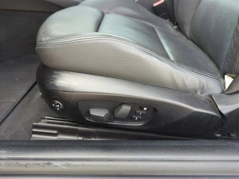 Used 2010 BMW 328i Convertible image 9