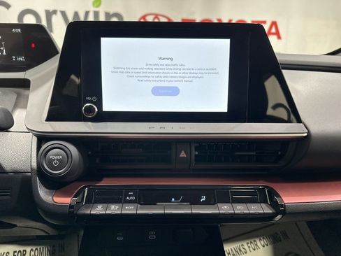 Used 2025 Toyota Prius Plug-In Hybrid image 30