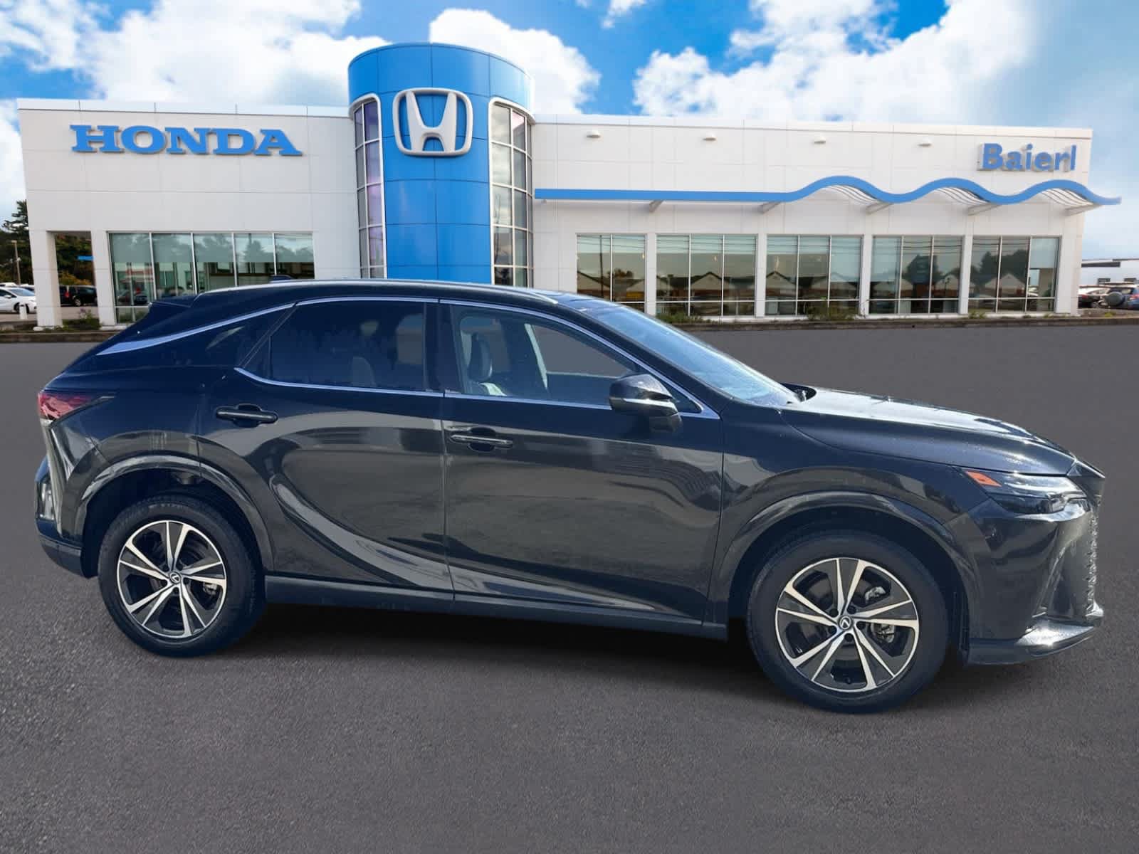 Used 2023 Lexus RX 350 Premium w/ Accessory Package AWD/4WD image 6