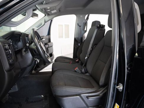 Used 2021 Chevrolet Silverado 1500 Custom w/ Safety Confidence Package AWD/4WD image 9