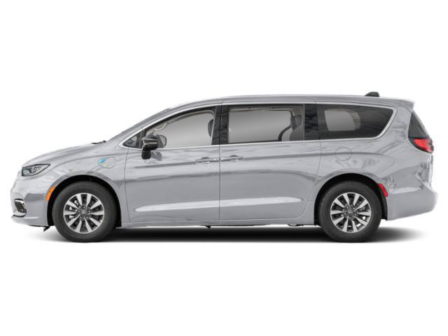 Used 2024 Chrysler Pacifica Limited FWD image 3