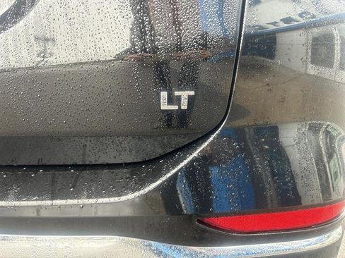 Used 2019 Chevrolet Equinox LT image 38