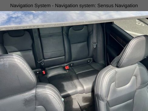 Used 2020 Volvo V90 T6 Cross Country image 14