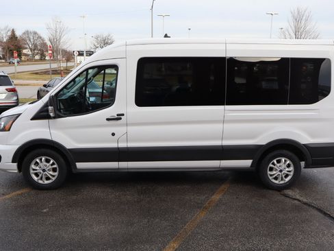 Used 2023 Ford Transit 350 XLT image 4