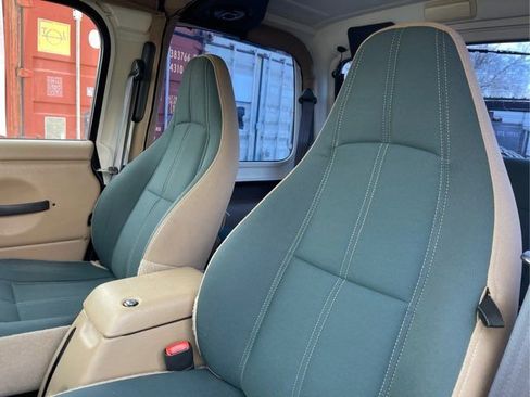 Used 1999 Jeep Wrangler Sahara image 16