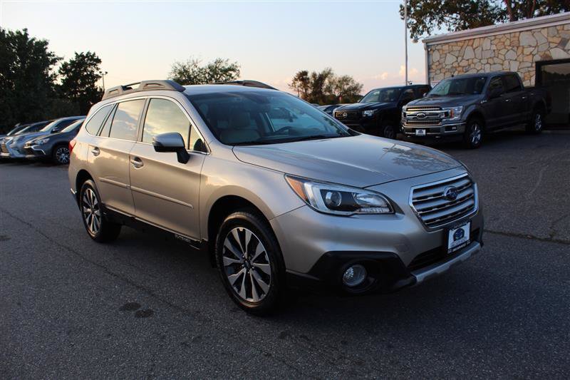 Used 2017 Subaru Outback 2.5i Limited AWD/4WD image 9