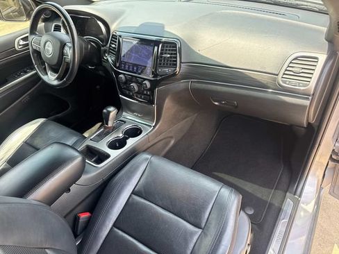 Used 2020 Jeep Grand Cherokee Limited w/ Luxury Group II RWD image 19