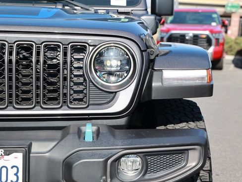 Used 2024 Jeep Wrangler Unlimited Rubicon 4xe w/ Technology Group AWD/4WD image 5
