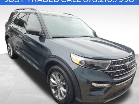 Used 2023 Ford Explorer XLT w/ Equipment Group 202A RWD image 1