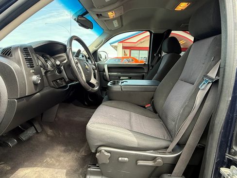 Used 2010 Chevrolet Silverado 1500 LT AWD/4WD image 9