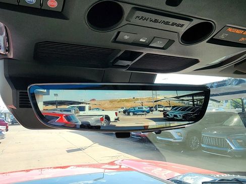 New 2026 GMC Hummer EV 4x4 Crew Cab image 39