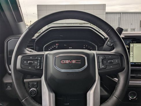 Used 2024 GMC Sierra 1500 SLT image 23