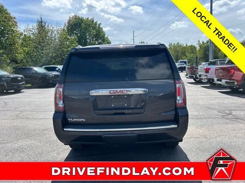 Used 2017 GMC Yukon Denali AWD/4WD image 10