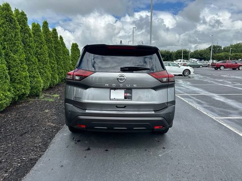 Used 2021 Nissan Rogue S FWD image 6