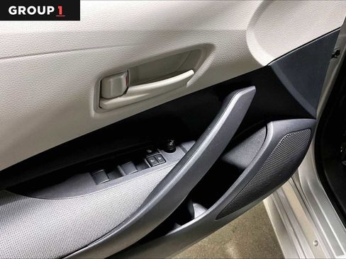 Certified 2025 Toyota Corolla LE image 35