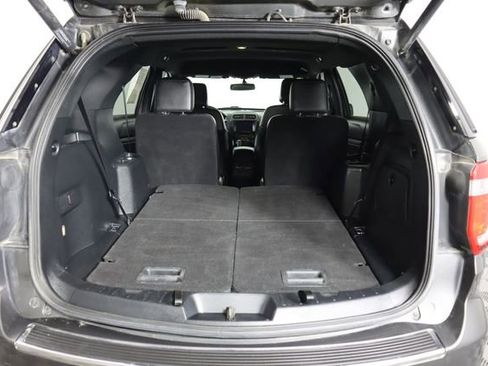 Certified 2018 Ford Explorer XLT w/ Equipment Group 202A image 35