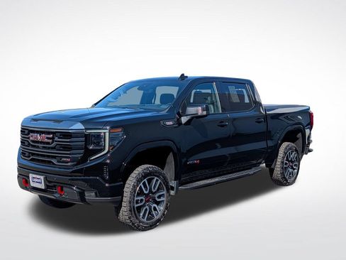 Used 2024 GMC Sierra 1500 AT4 w/ Technology Package AWD/4WD image 10