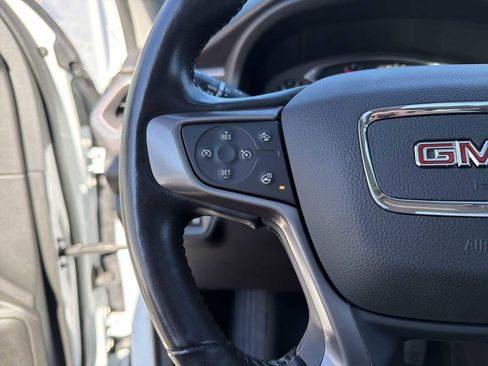 Used 2022 GMC Acadia AT4 w/ Preferred Package image 25