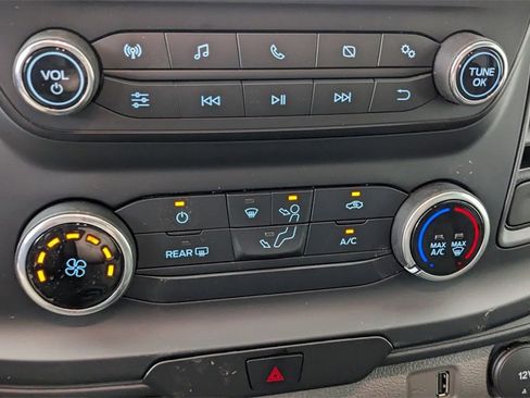 New 2025 Ford Transit 250 148 Medium Roof image 25