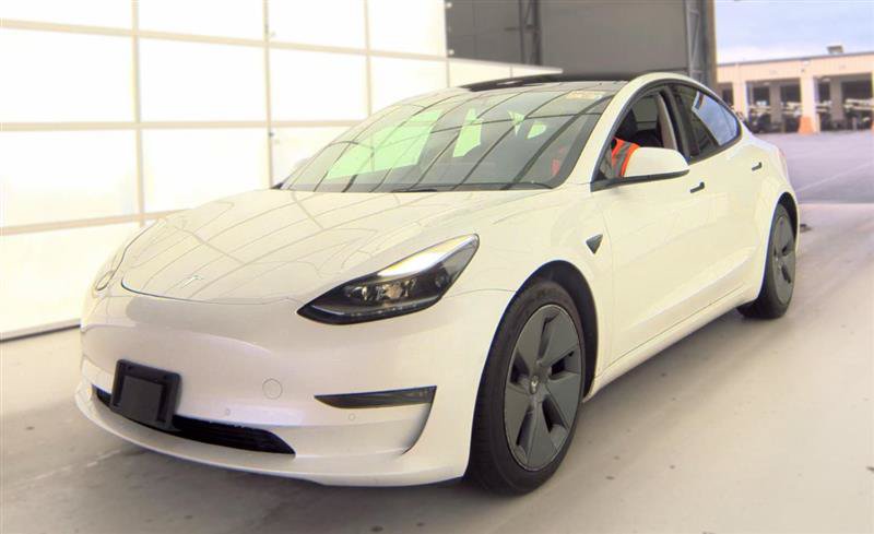 Used 2022 Tesla Model 3 Long Range AWD/4WD image 3