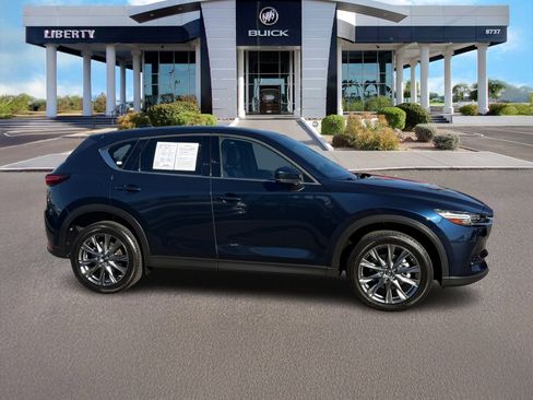 Used 2020 MAZDA CX-5 Signature image 2