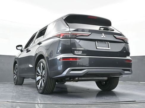 New 2026 Mitsubishi Outlander SE image 71