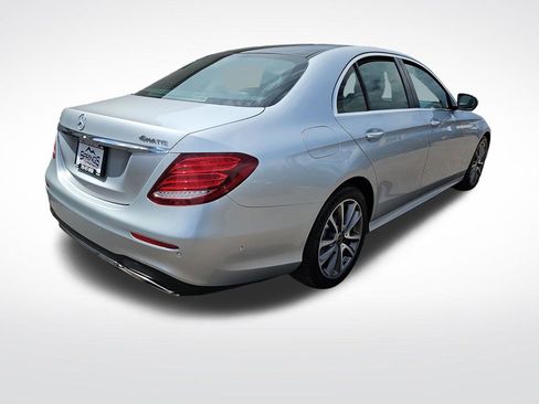 Used 2019 Mercedes-Benz E 450 4MATIC Sedan image 5