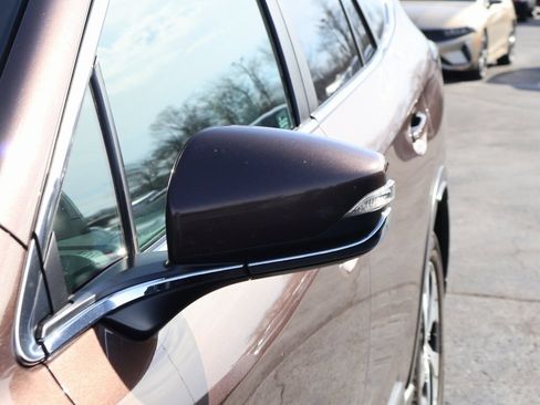 Used 2021 Subaru Outback Limited image 13