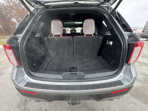 Used 2020 Ford Explorer Platinum w/ Premium Technology Package image 21