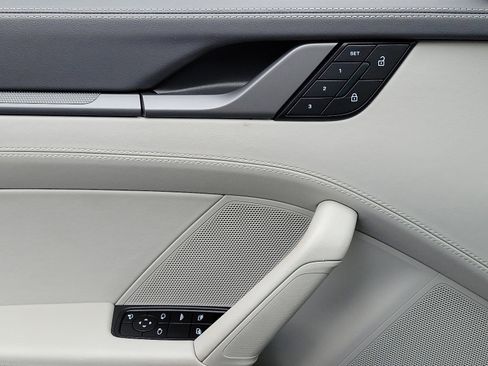 Certified 2025 Porsche 911 Carrera image 25