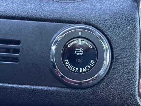 Used 2018 Lincoln Navigator Reserve w/ Technology Package image 32