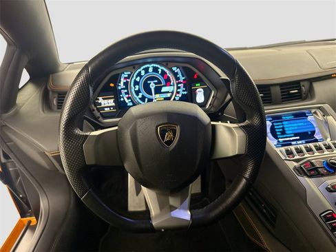 Used 2016 Lamborghini Aventador LP 700-4 image 23