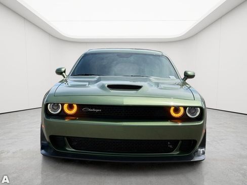 Certified 2023 Dodge Challenger R/T Scat Pack RWD image 5