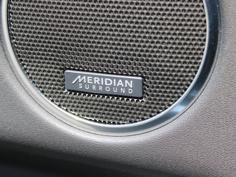 Certified 2025 Land Rover Discovery Sport Dynamic SE AWD/4WD image 11