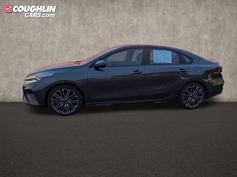 Used 2023 Kia Forte GT w/ GT2 Package image 4