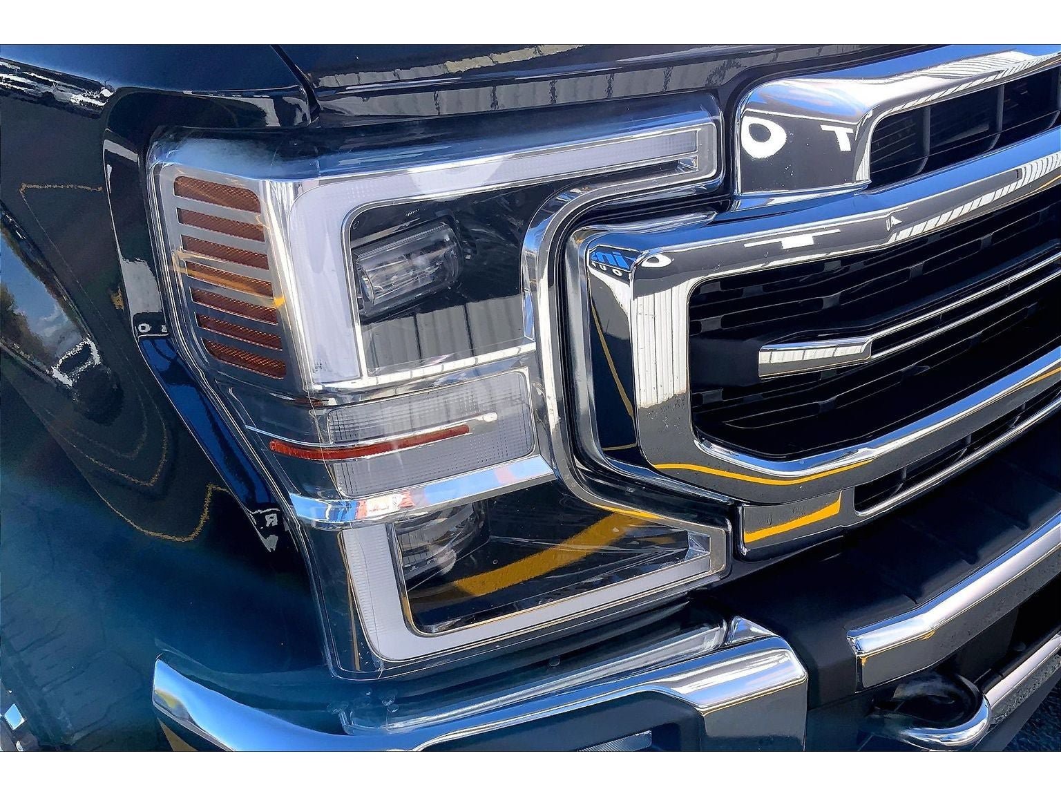 Used 2021 Ford F350 Lariat w/ Lariat Ultimate Package AWD/4WD image 29