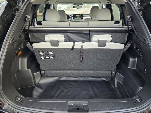 Used 2024 Mitsubishi Outlander SEL Black Edition image 27