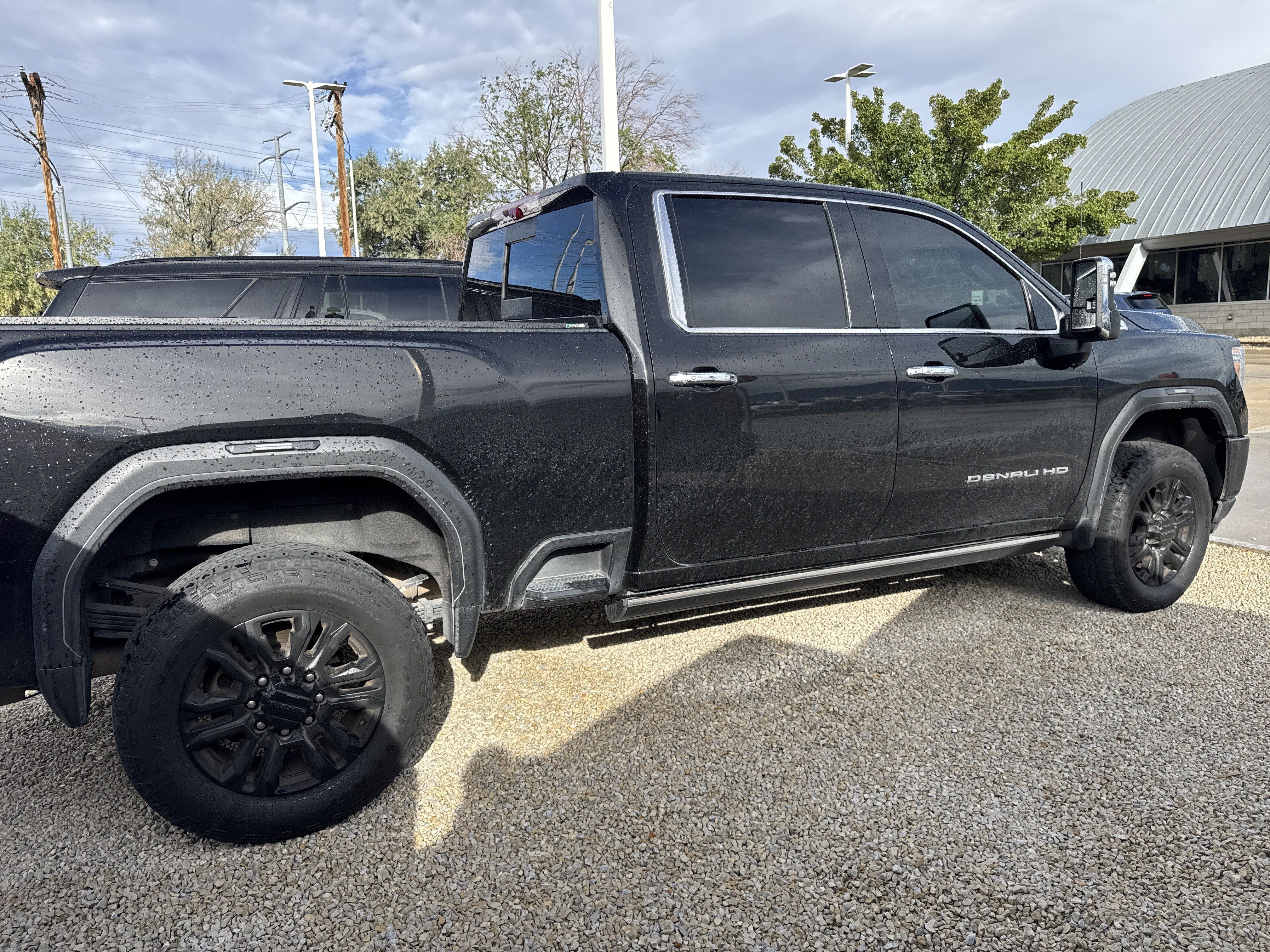 Used 2023 GMC Sierra 3500 Denali w/ Denali Black Diamond Edition AWD/4WD image 4