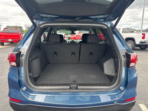 Used 2024 Chevrolet Equinox LT FWD image 19