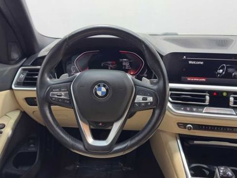 Used 2019 BMW 330i Sedan w/ Premium Package RWD image 19