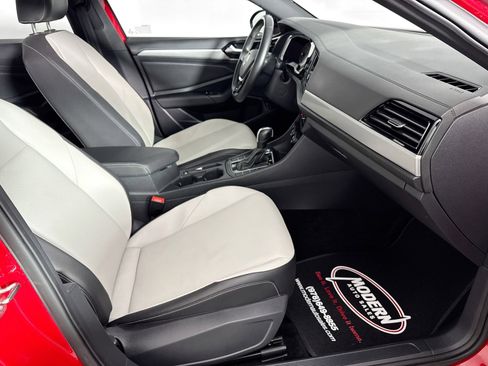 Used 2021 Volkswagen Jetta R-Line w/ R-Line Cold Weather Package image 31