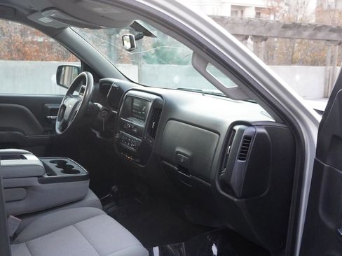 Used 2018 Chevrolet Silverado 1500 Custom w/ Custom Convenience Package image 36