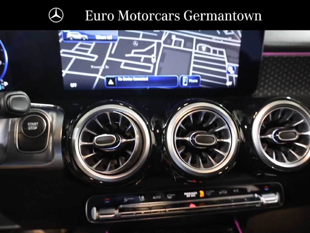 Used 2024 Mercedes-Benz EQB 300 4MATIC image 62