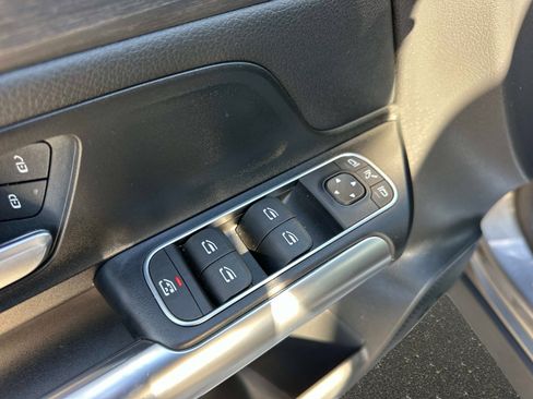 Certified 2025 Mercedes-Benz GLA 250 image 19