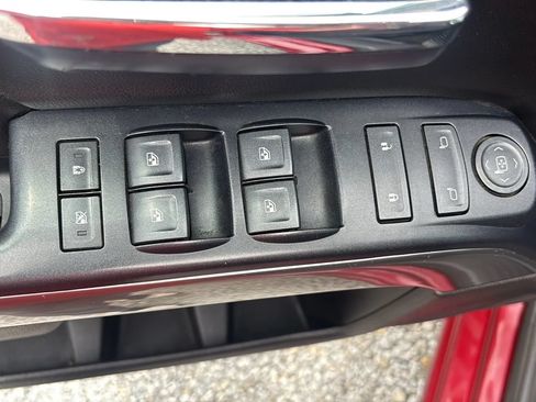 Used 2018 Chevrolet Silverado 1500 LT w/ All Star Edition AWD/4WD image 19