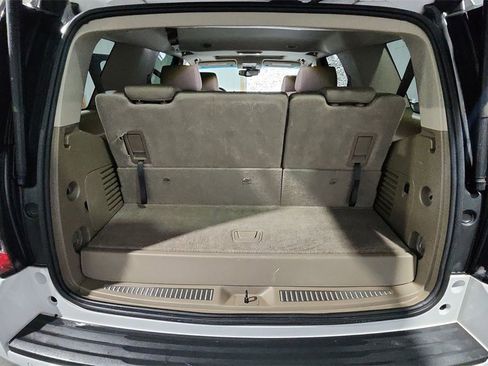 Used 2019 GMC Yukon SLT image 29