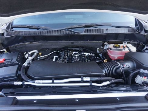 Used 2019 Chevrolet Silverado 1500 LT w/ All-Star Edition AWD/4WD image 9