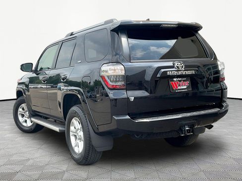 Used 2023 Toyota 4Runner SR5 Premium w/ Moonroof Package AWD/4WD image 4