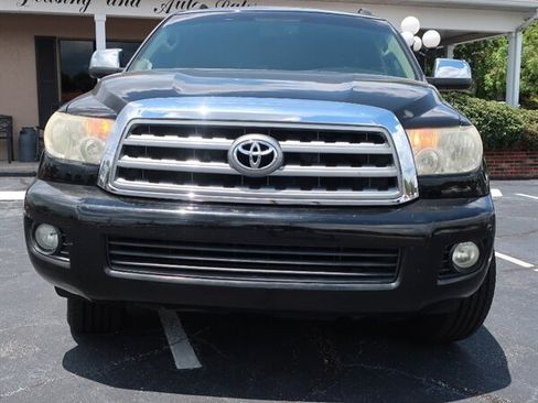 Used 2008 Toyota Sequoia Limited RWD image 2