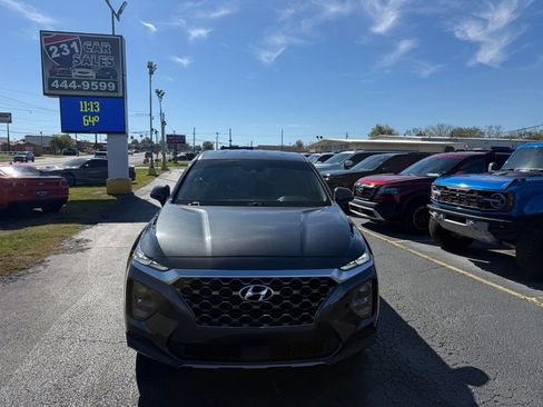 Used 2020 Hyundai Santa Fe SE image 8